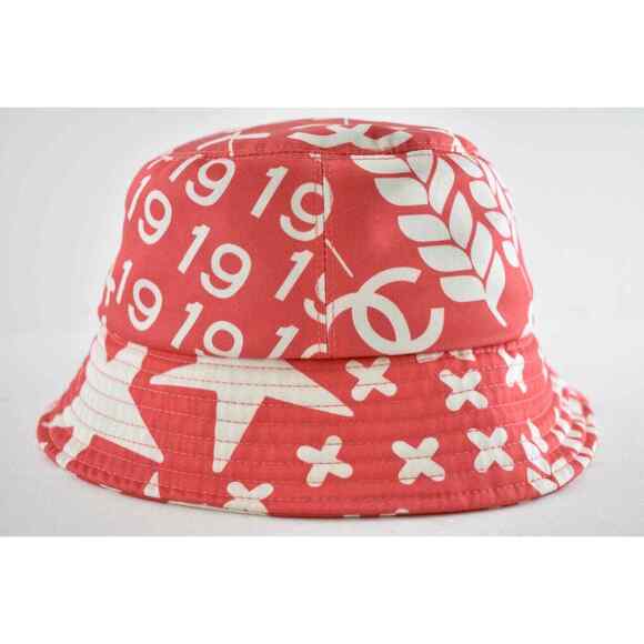 Chanel 22P Coral Red White Graffiti CC Silver Logo Sun Cloche Bucket Hat S Small
